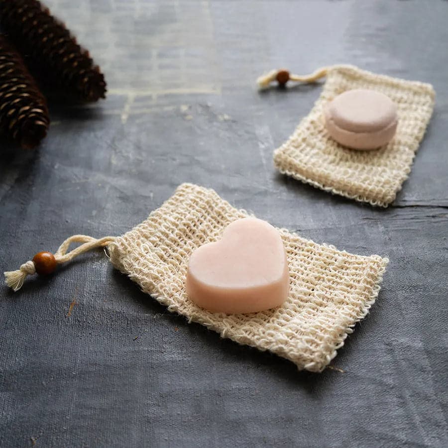 Set de shampoo y acondicionador nutritivo sólido / Nourishing Shampoo and Conditioner Bar Set